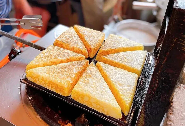 Triangle Rice Cake.webp